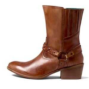 NEW Leather Marlyn-Roan boot made by Bed Stu